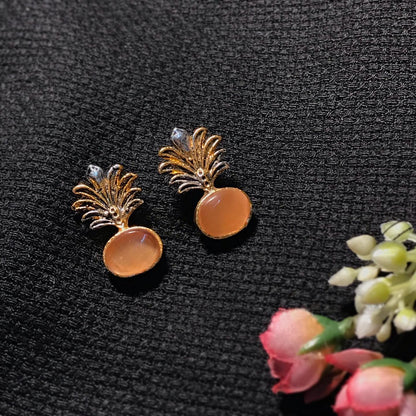 Peachy Studs